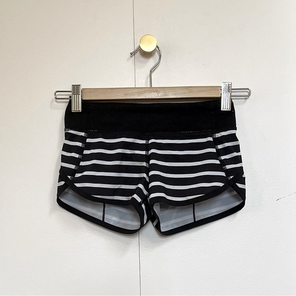 ivivva speedy shorts in parallel stripe - size 6 - Picture 1 of 3
